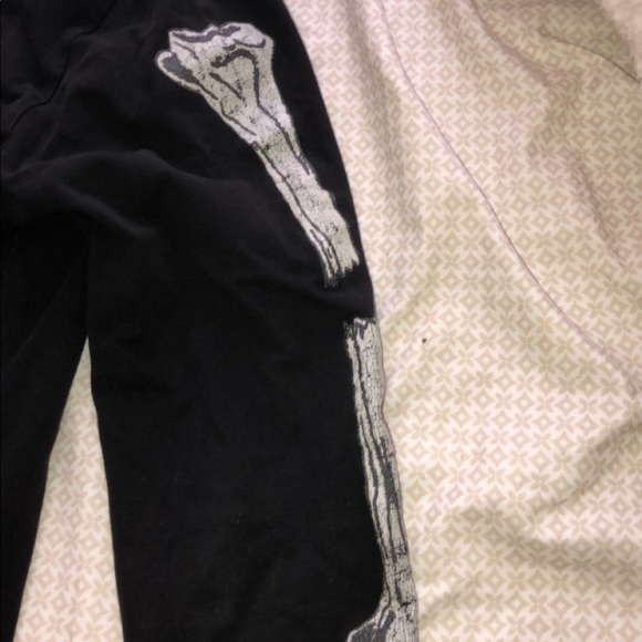 Vlone skulls Long sleeve rare